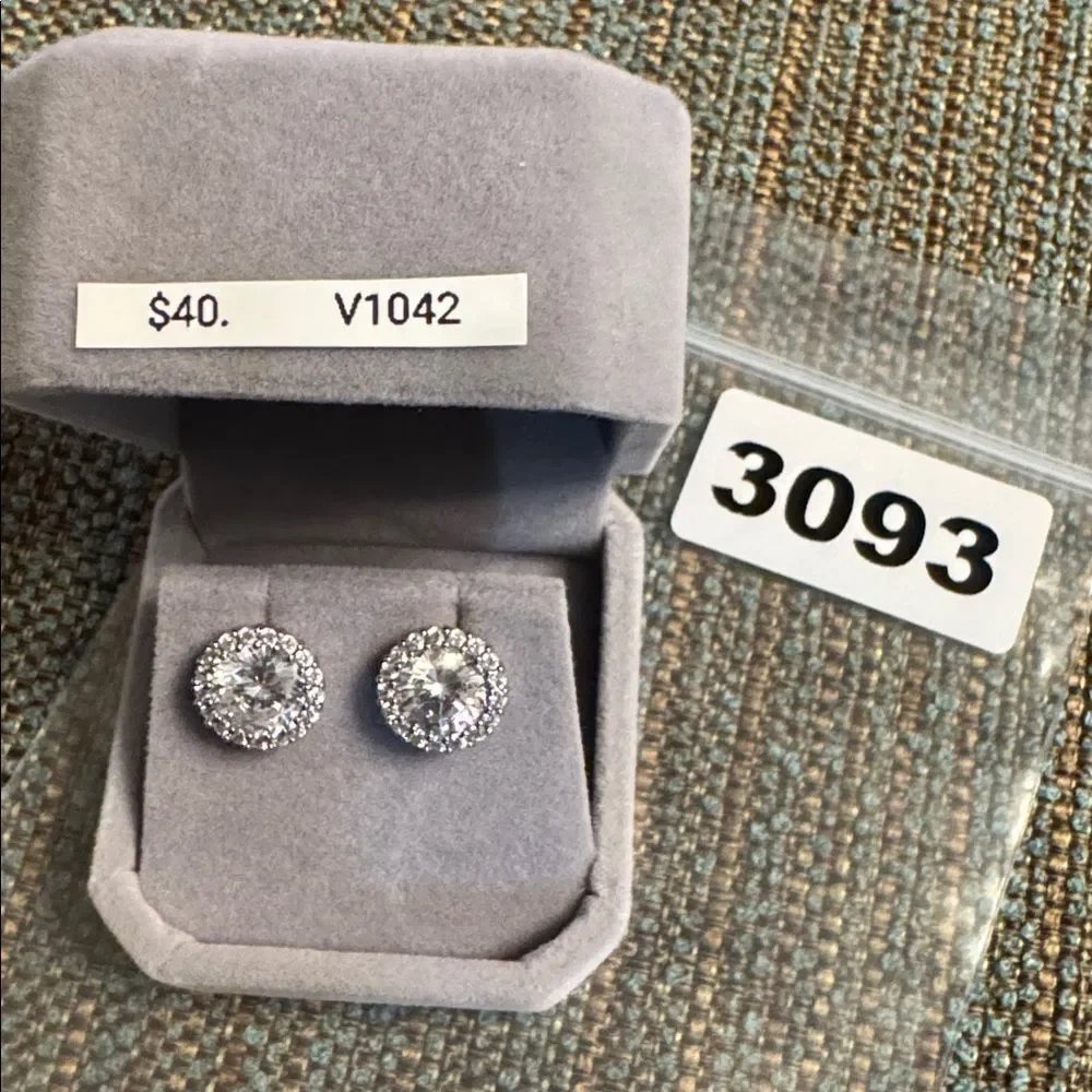 3093 Swarovski Crystal‎ Elements post Earrings